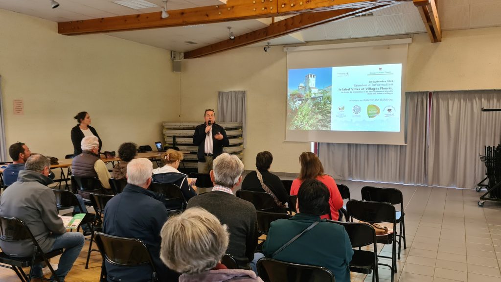 Présentation du label Villes et Villages Fleuris aux communes de la CC du Périgord Ribéracois.